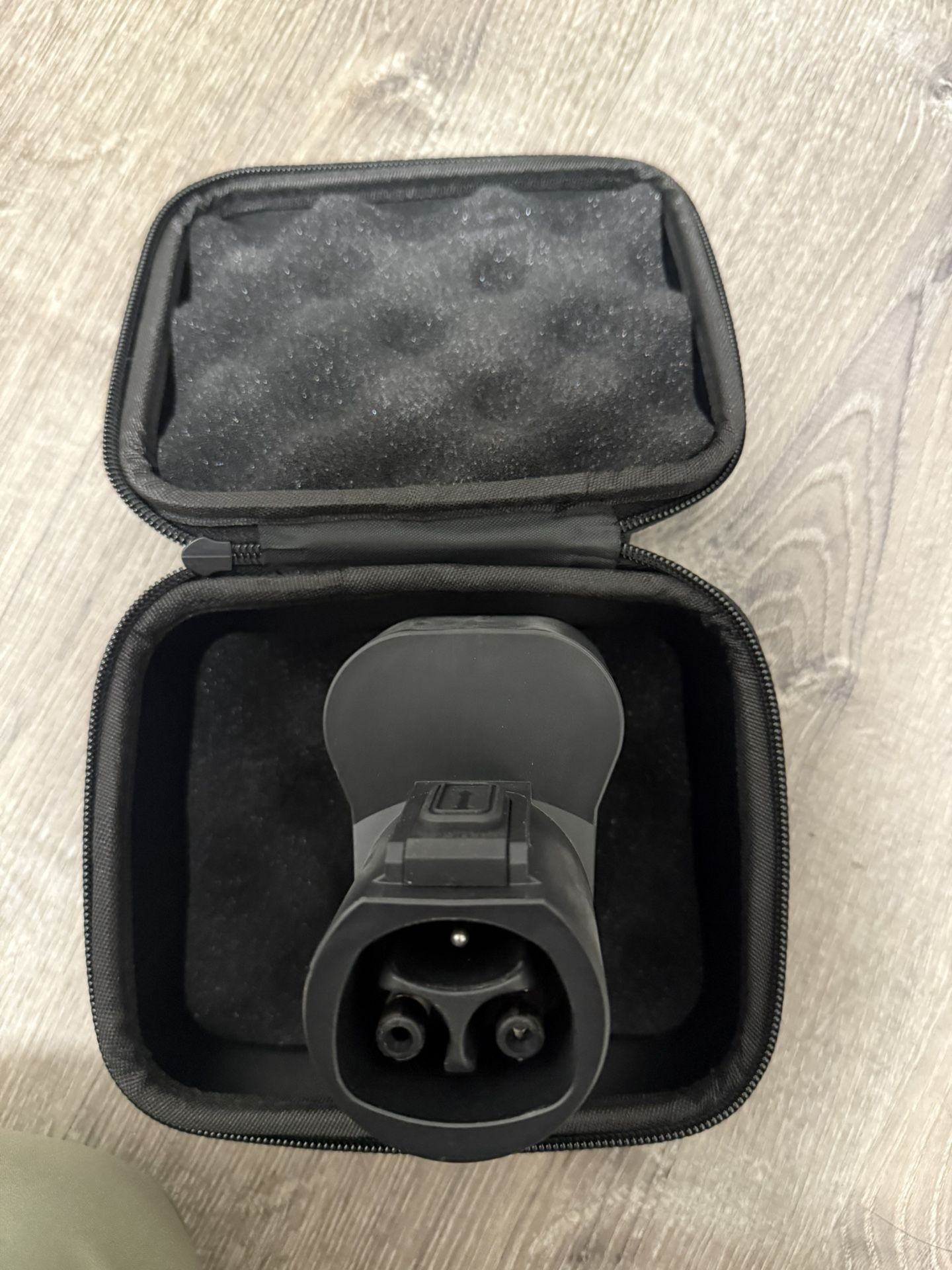 EV Charger Adapter NACS to CCS1 Converter Fast Charging for Electric Vehicle with Storage Case