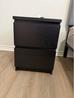 Bed side table