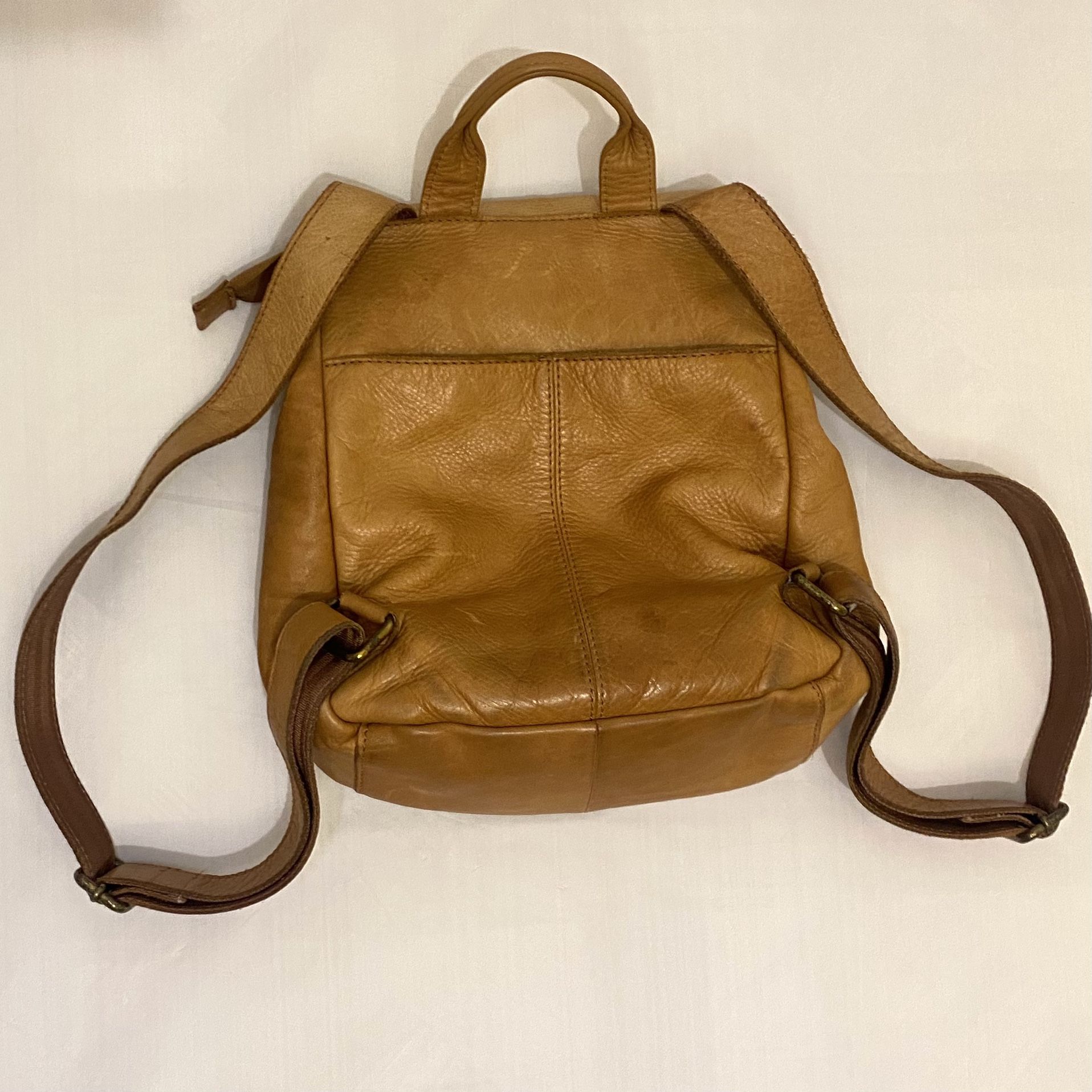 AMERICAN LEATHER CO Liberty Backpack Cafe Latte Smooth Soft