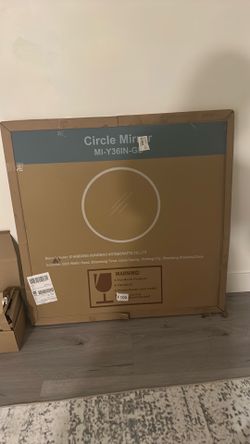 36" Gold Round Mirror for Wall, Large Circle Bathroom Mirror, Matte Gold Metal Frame, HD Eco-Friendly Glass, Contemporary Vanity Entryway Hallway Livi