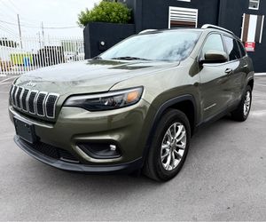 2019 Jeep Cherokee SUV in Olive Green