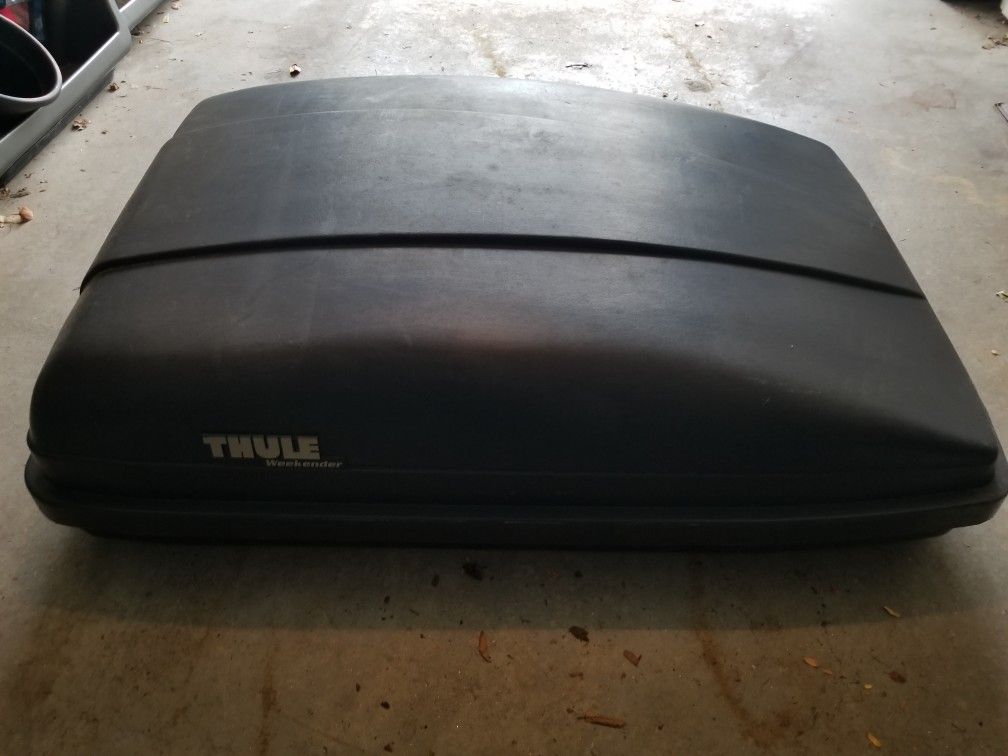 Thule Weekender Roof Cargo Box for Sale in Danvers, MA OfferUp