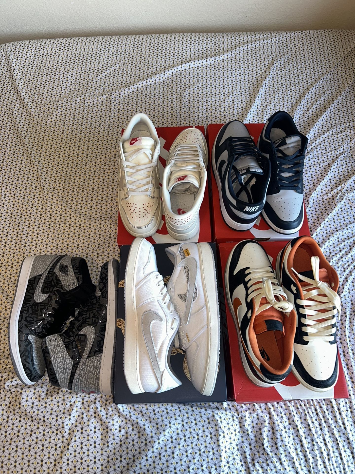 $100 Each Nike dunks & Jordan 1 *DM IF INTERESTED*