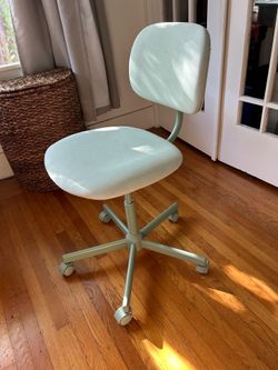 IKEA BLECKBERGET Swivel Chair - Green