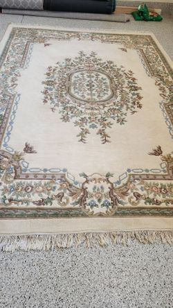 Oriental rug  - 8'4" x 11'6"  Ivory