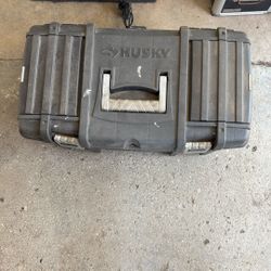 husky tool box 