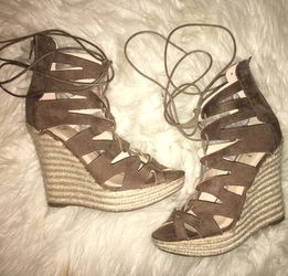 Rue 21 Sz 8/9 wedge heel sandals great condition