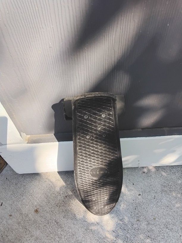 S'well Cruiser Board