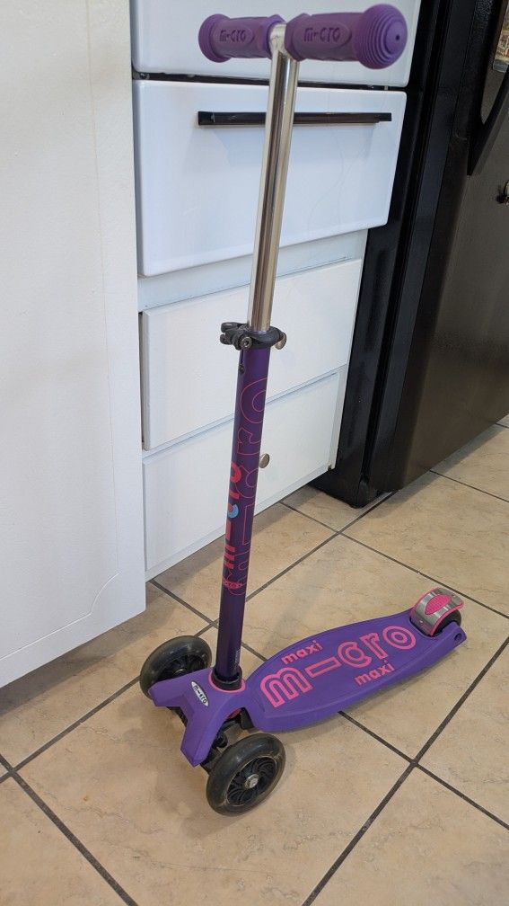 Purple Micro Maxi Scooter
