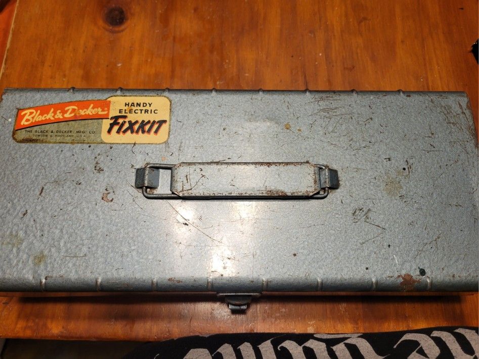 **NEED GONE ASAP** Vintage Black & Decker FixKit
