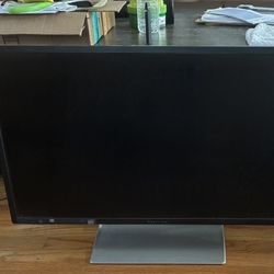 32” Widescreen HP Pavilion Monitor - Perfect Working Condition