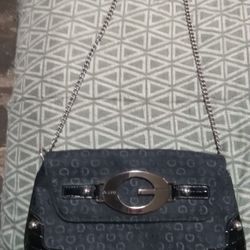 Women's Guess Purse