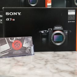 Sony a7R III Body Only 