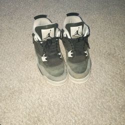 Jordan 4 Size 6