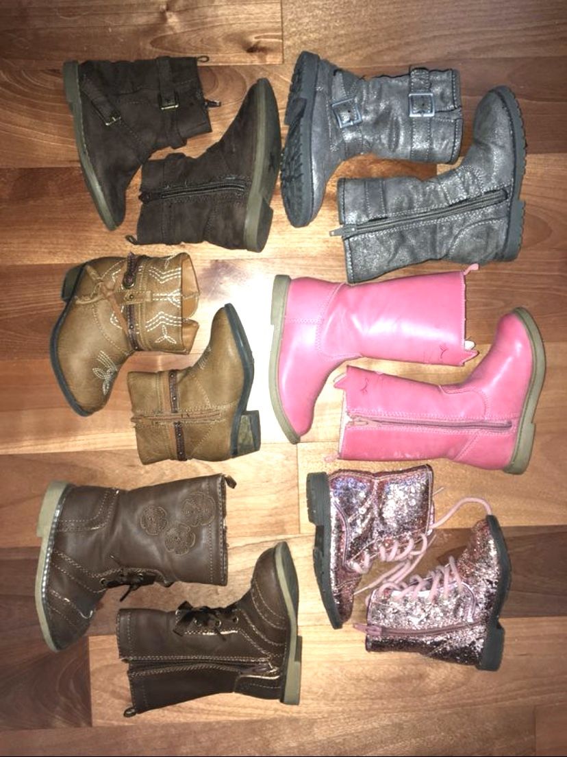 Toddler girls size 6 boots