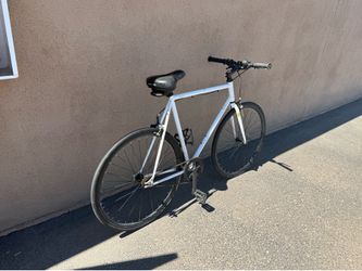 6KU Evian 2 Fixie Single Speed Bike White/Black Flip Flop Hub 700C Urban Bicycle