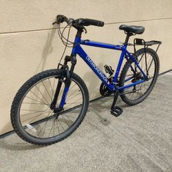 Diamondback 26" 21-Speed Mountain/Road Bike Hybrid - Front Suspension Shocks - Light 17" Frame - TUNED! (MSRP 380$) READY TO RIDE!