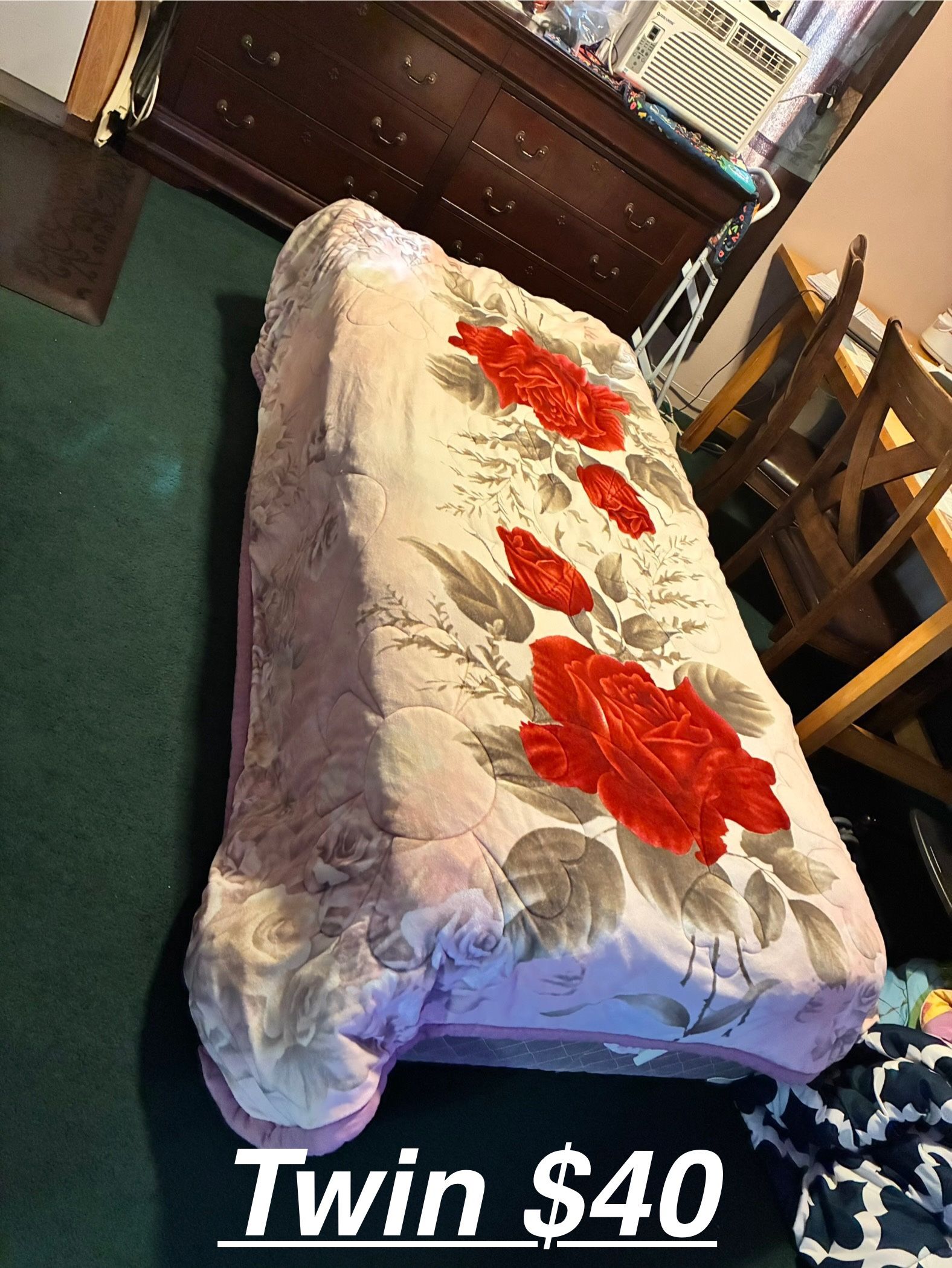 😍🥰😍🥰😍🥰$25/$40-- (will not take less each item priced separately)-yes prices are firm!!- no offers accepted- priced unless otherwise noted- will