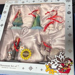 Disneys Frozen Ornament Set.