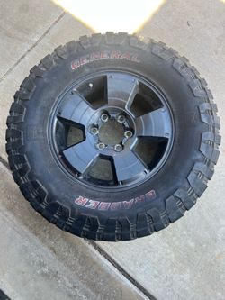 Wheel and tire Tacoma full size spare