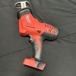 Milwaukee Hacksaw 