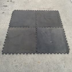 Rubber Gym Tiles 
