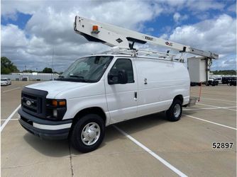 2014 Ford E-350 Super Duty