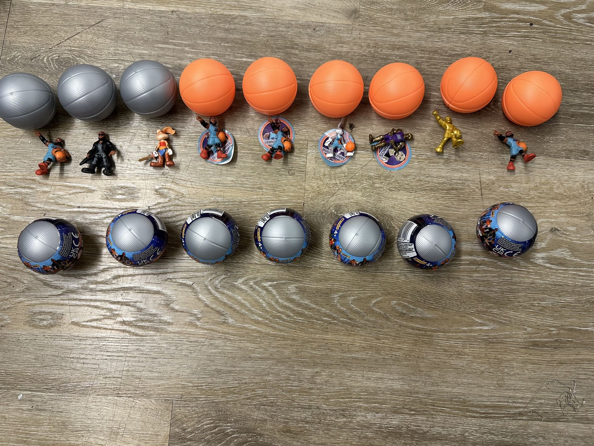Space Jam 2 New Legacy Blind Box 16 Figure Lot