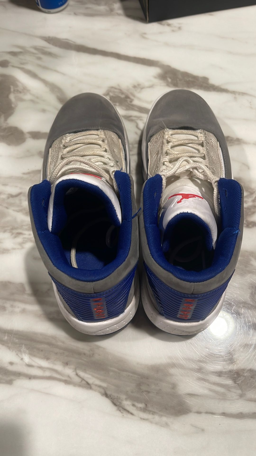 Jordan Aura 2 Ryan Blue/gray