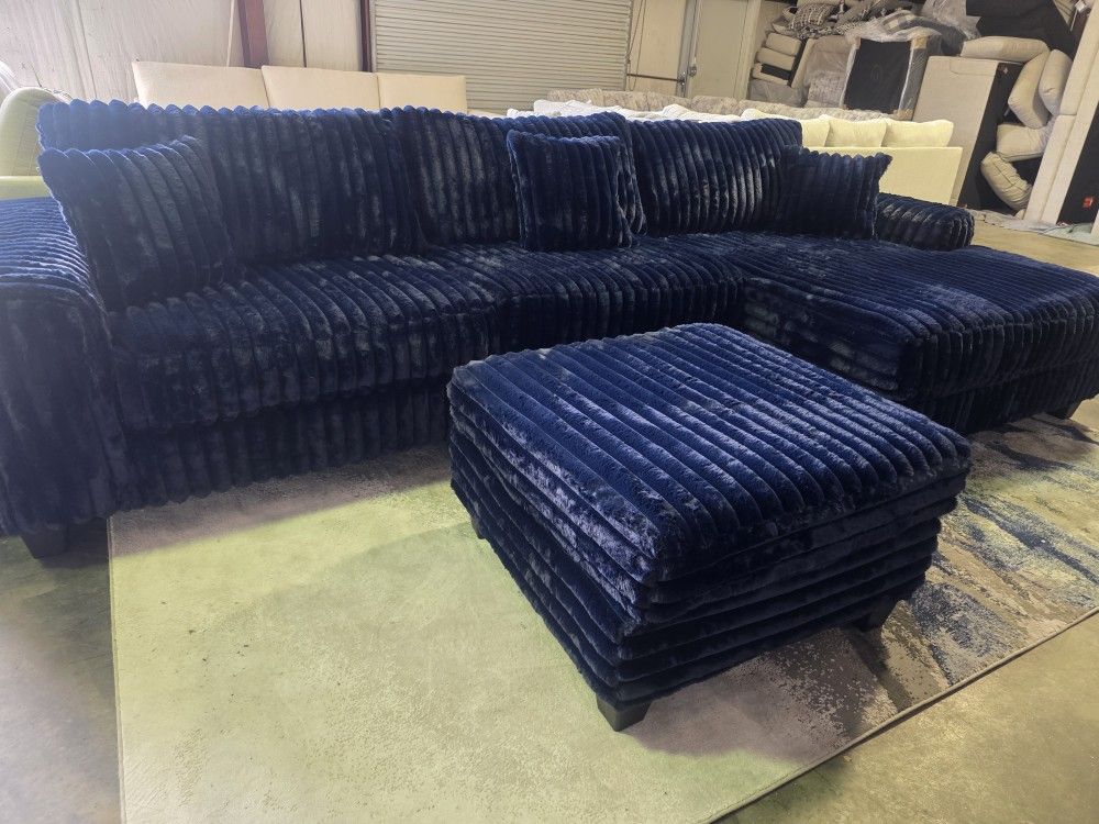The BIGGEST! Brand New Byers Market Royal Blue SUPER SIZED 3pc Sectional & Ottoman Set (Tax included)