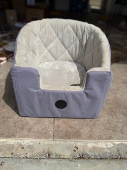 Dog Car Seat with Safety Belts XLNT