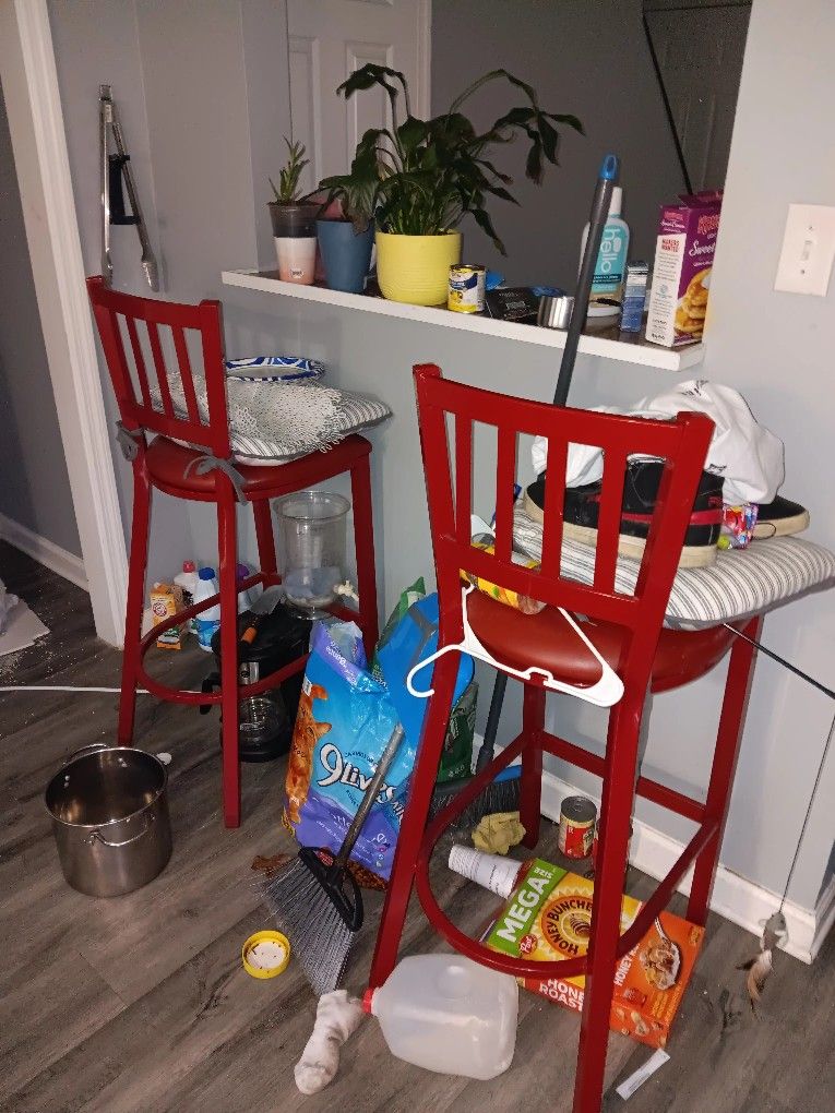2 Bar Stools