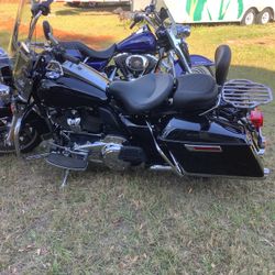 Road Kings His And Hers Christmas Special