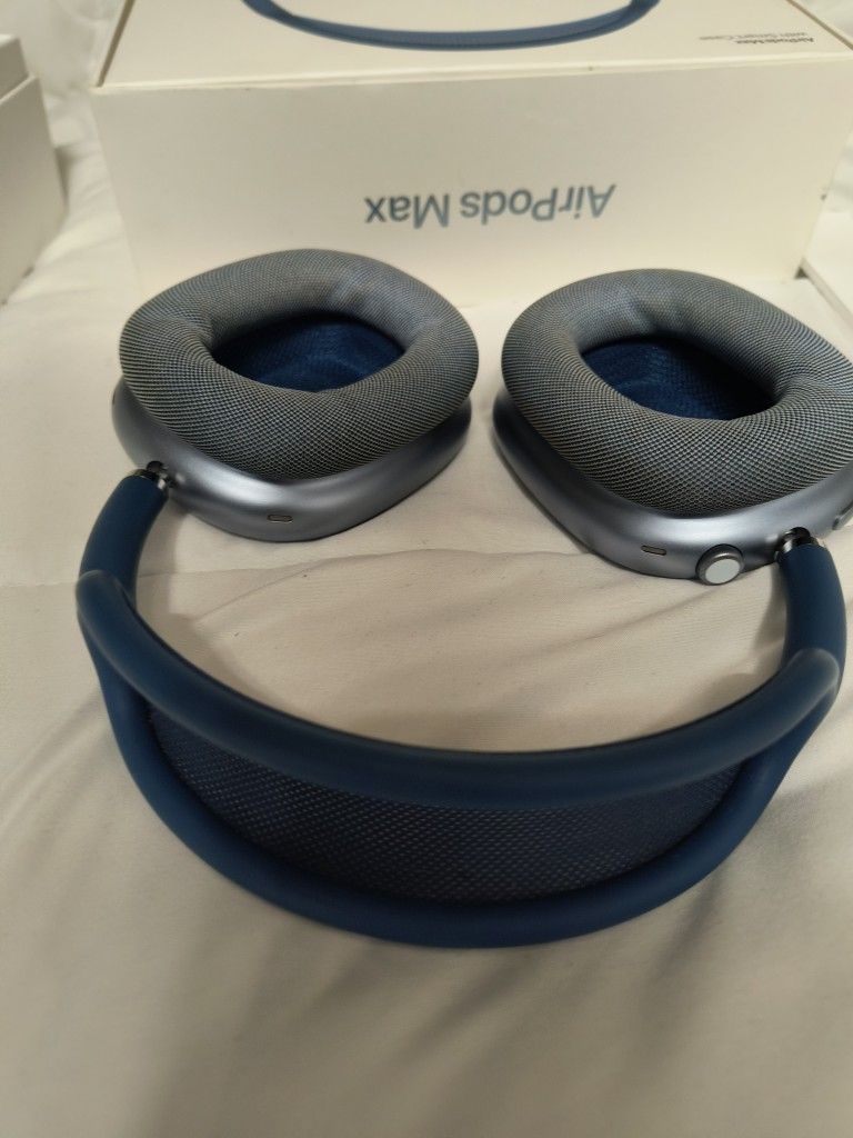 AirPods max Genuine ***Faulty***