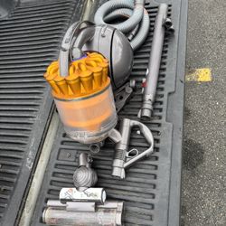 Dyson Big Turnball Vacuum 