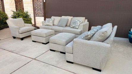Gray Fabric Living Room Set with Ottomans