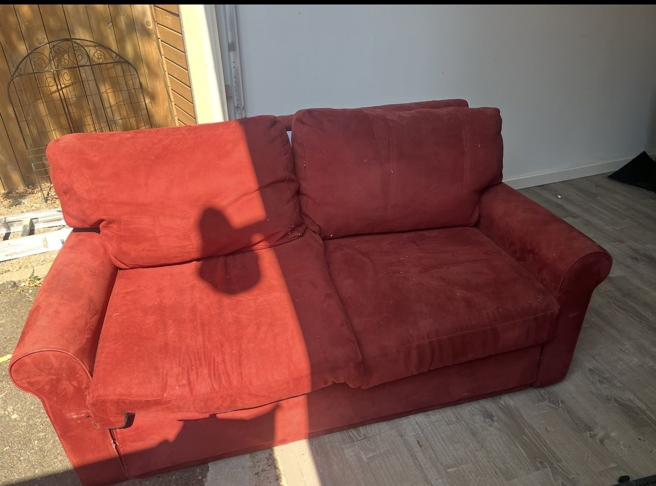 Red Sofa 