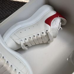 Alexander McQueen Oversized Sneaker 