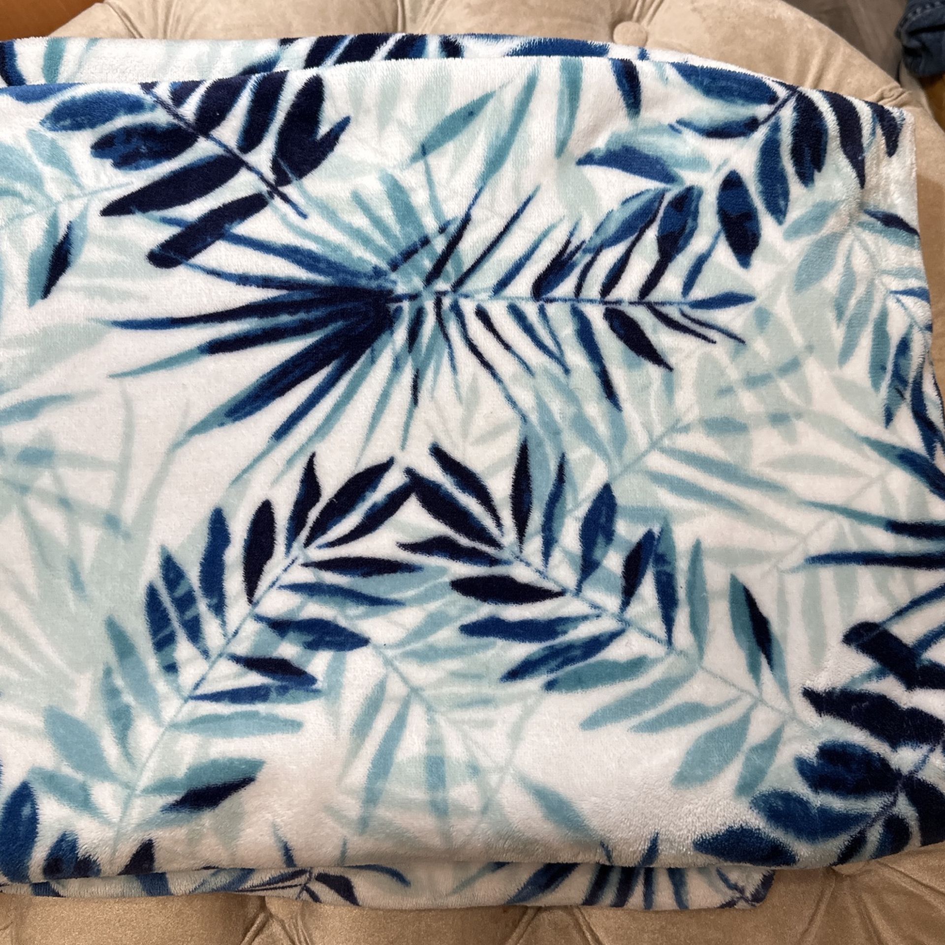 Xlarge Girls Throw Blanket