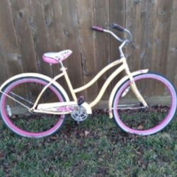 Huffy Beach Cruiser 26in 