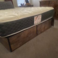 Wood Bed Frame & mattress 