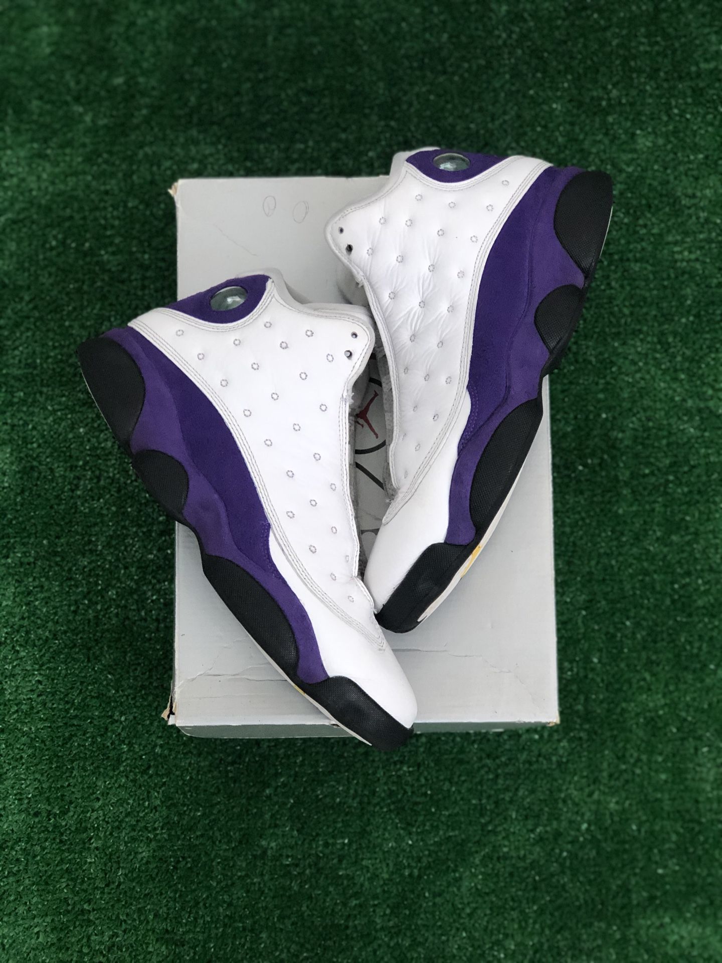 Jordan 13 Laker