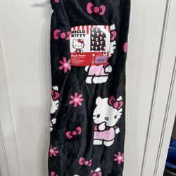 Hello Kitty Throw