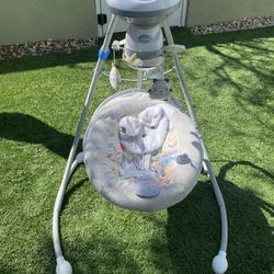 Fisher Price snugapuppy Swing 
