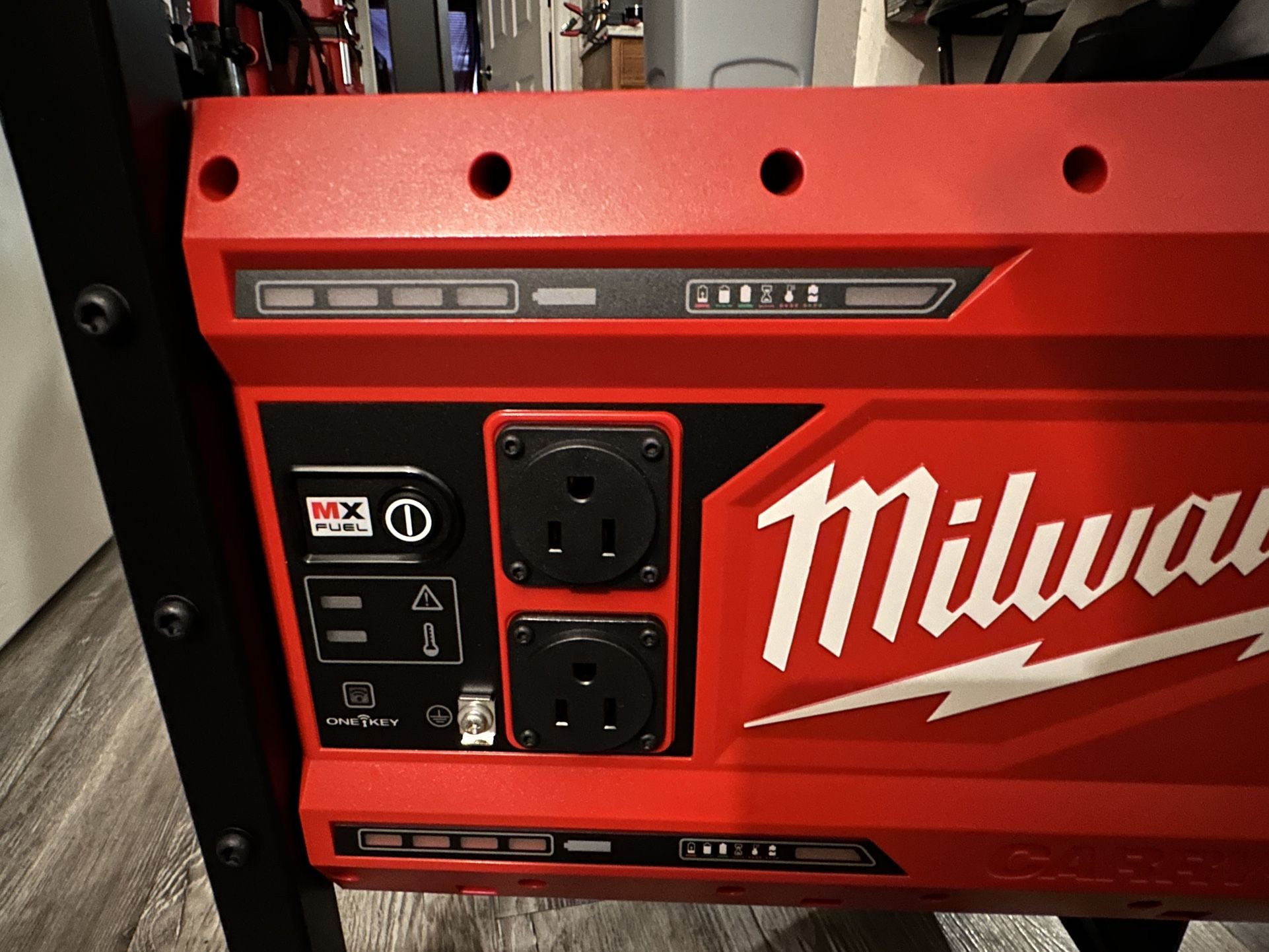Milwaukee Fuel Mx Carry On Generator 