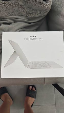 iPad Magic Keyboard