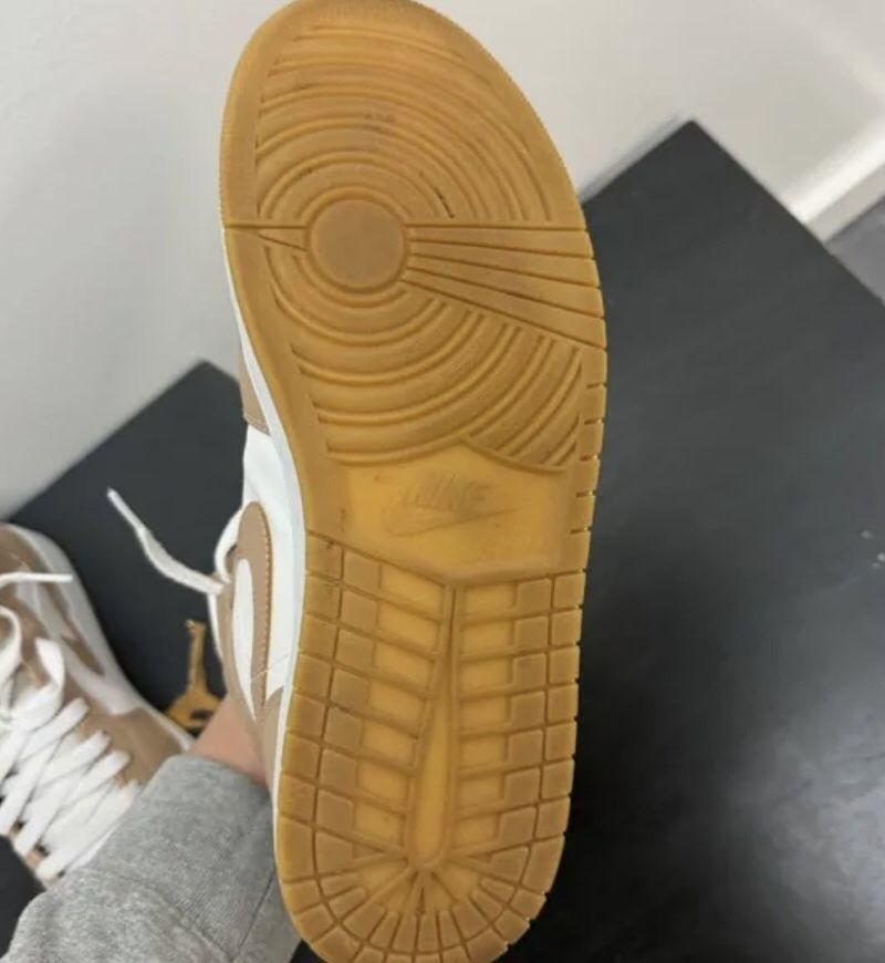 Air Jordan 1 Mid Tam Gum Men Size 10