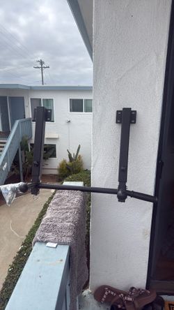 Pull-up bar