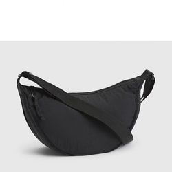 BRAND NEW GAP BLACK CROSSBODY BAG