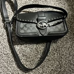 coach purse with box 